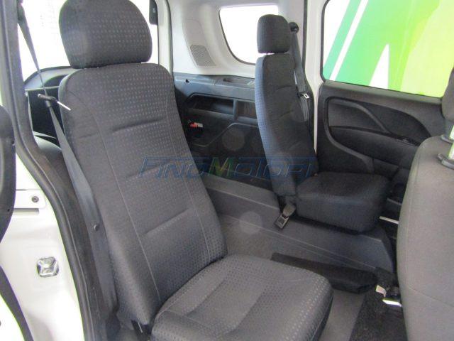 FIAT Doblo 1.6 MJT 120CV 5 posti TRASPORTO DISABILI