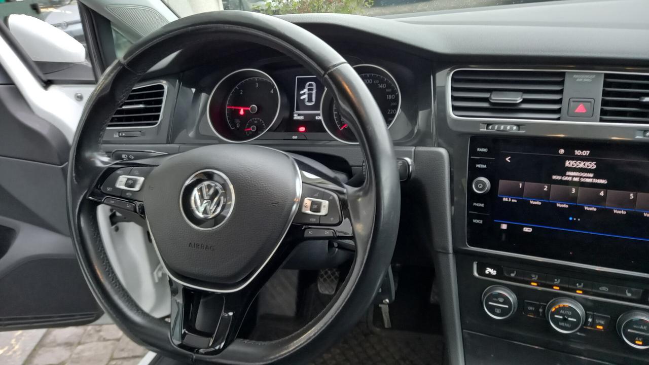 Volkswagen Golf 1.6 TDI 115 CV 5p. Business BlueMotion Technology