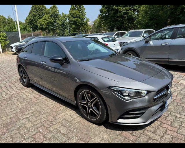 MERCEDES-BENZ CLA 200 d Automatic Shooting Brake Premium