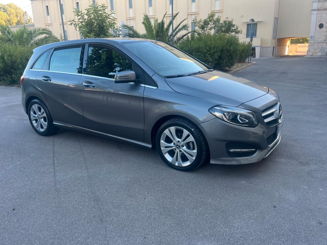 Mercedes-benz B 1.6 Cdi Automatic Executive 2019