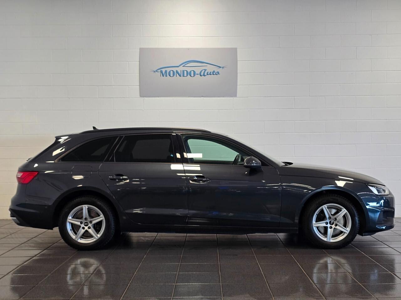 Audi A4 Avant 30 TDI/136 CV S tronic Business Adv. NEOPATENTATI