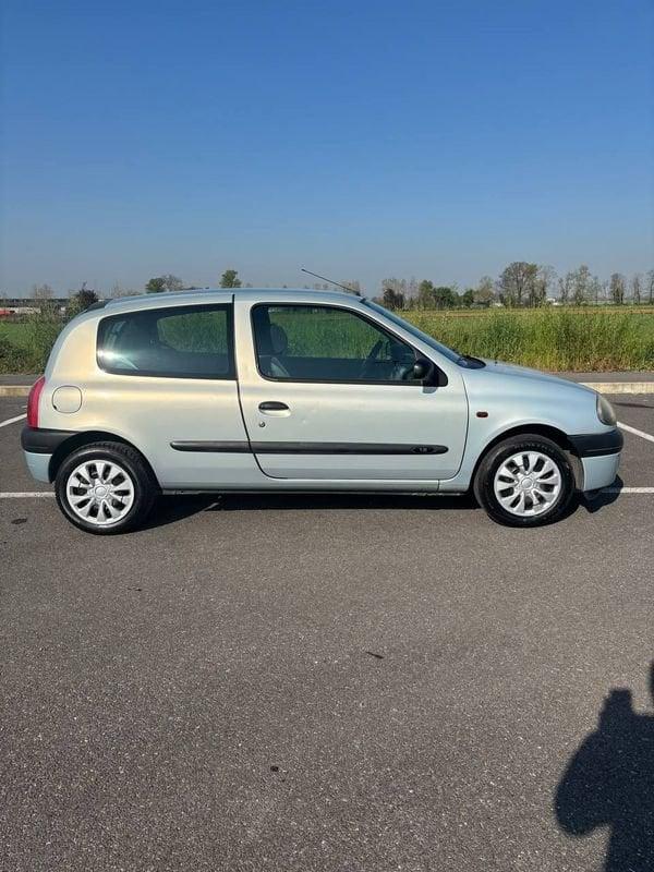Renault Clio NEOP. 1.2 cat 3 porte RT