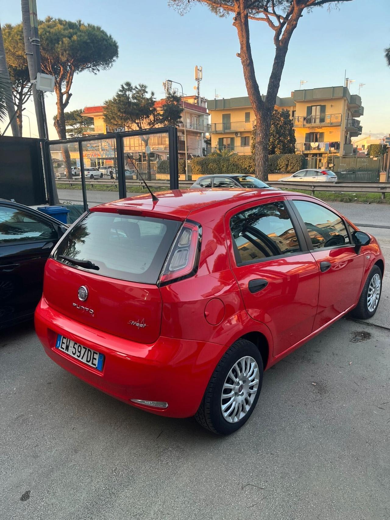 Fiat Punto 1.3 MJT II 75 CV 5 porte Street