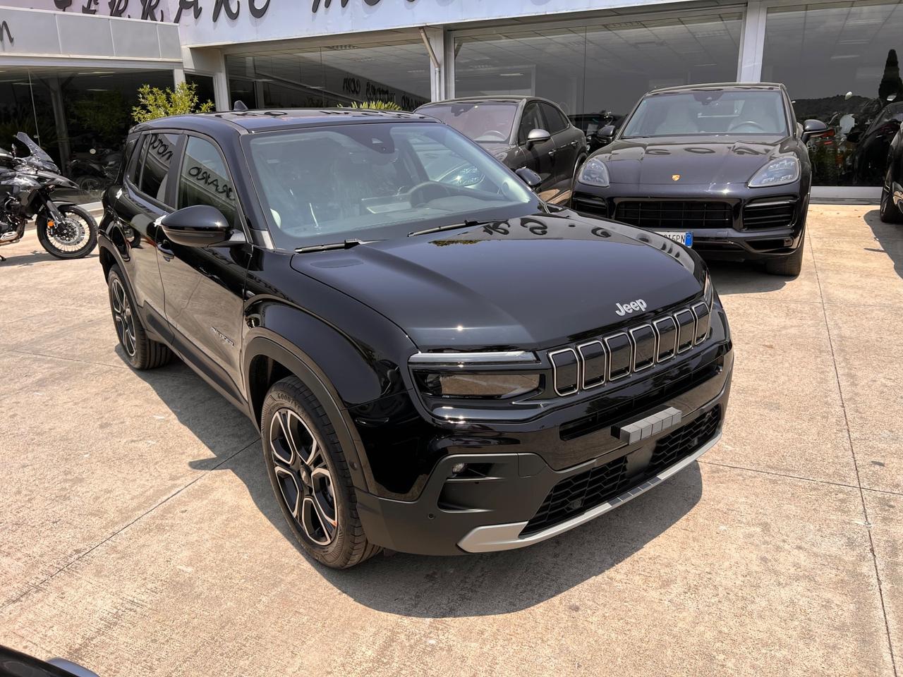 Jeep Avenger 1.2 Turbo 100 CV MHEV Summit a 279 al mese