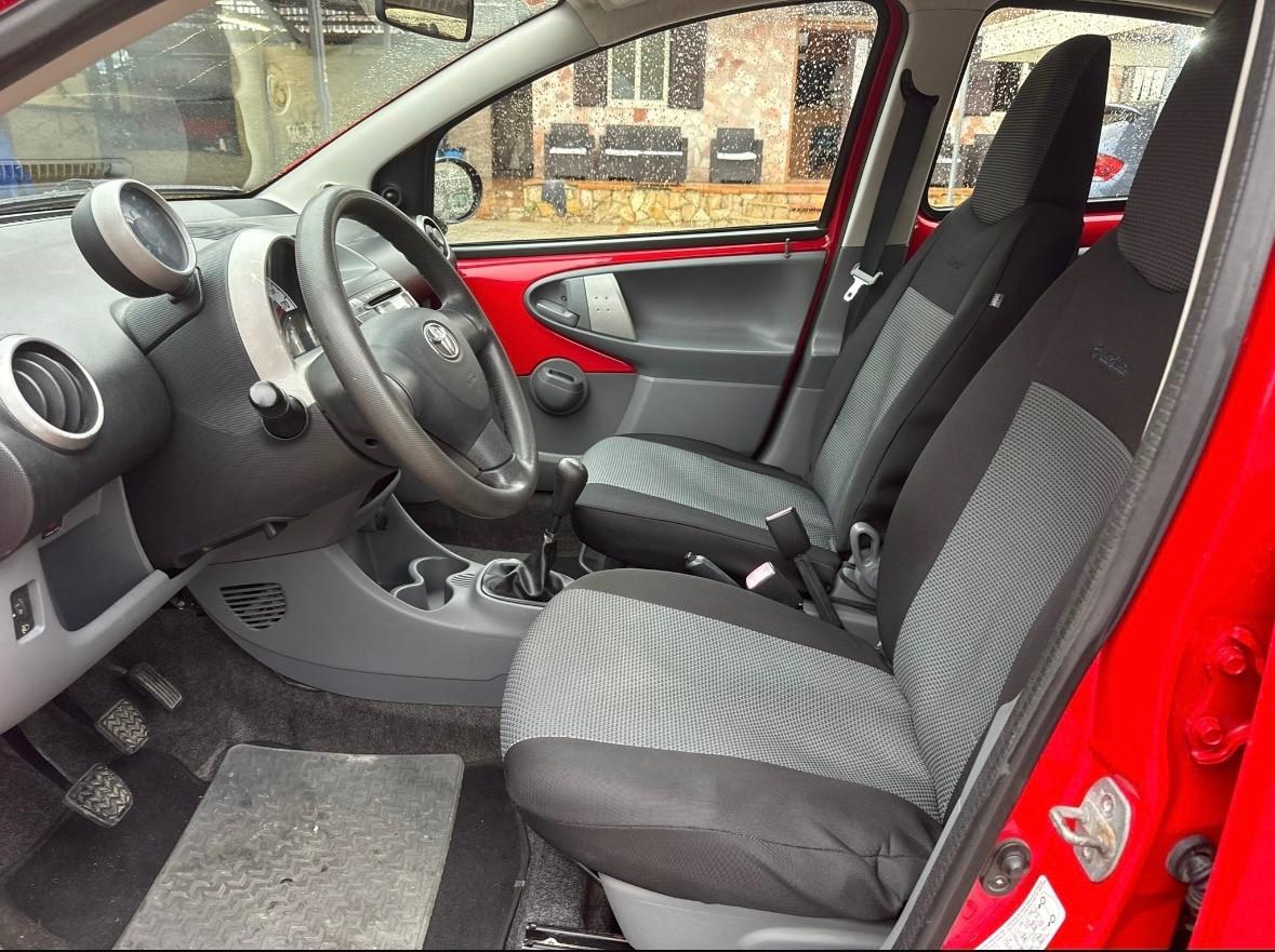 Toyota Aygo 1.0 12V VVT-i 5 porte