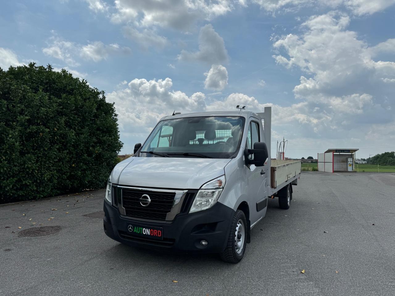 Nissan NV400 NV 400 2.3 DCI 3T5 N-CONNECTA