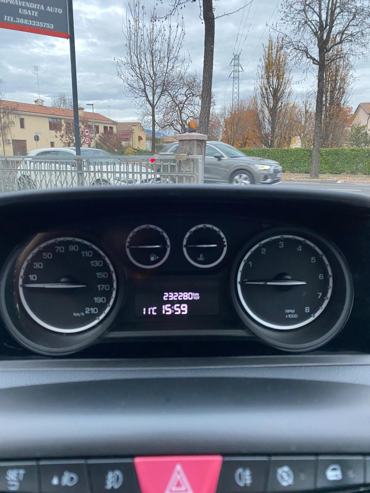 Lancia Ypsilon 1.2 69 CV 5 porte S&S Platinum