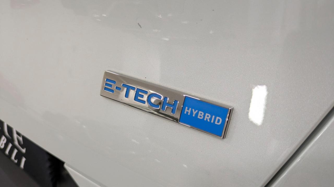 RENAULT CAPTUR FULL HYBRID OK NEOPATENTATI 2022