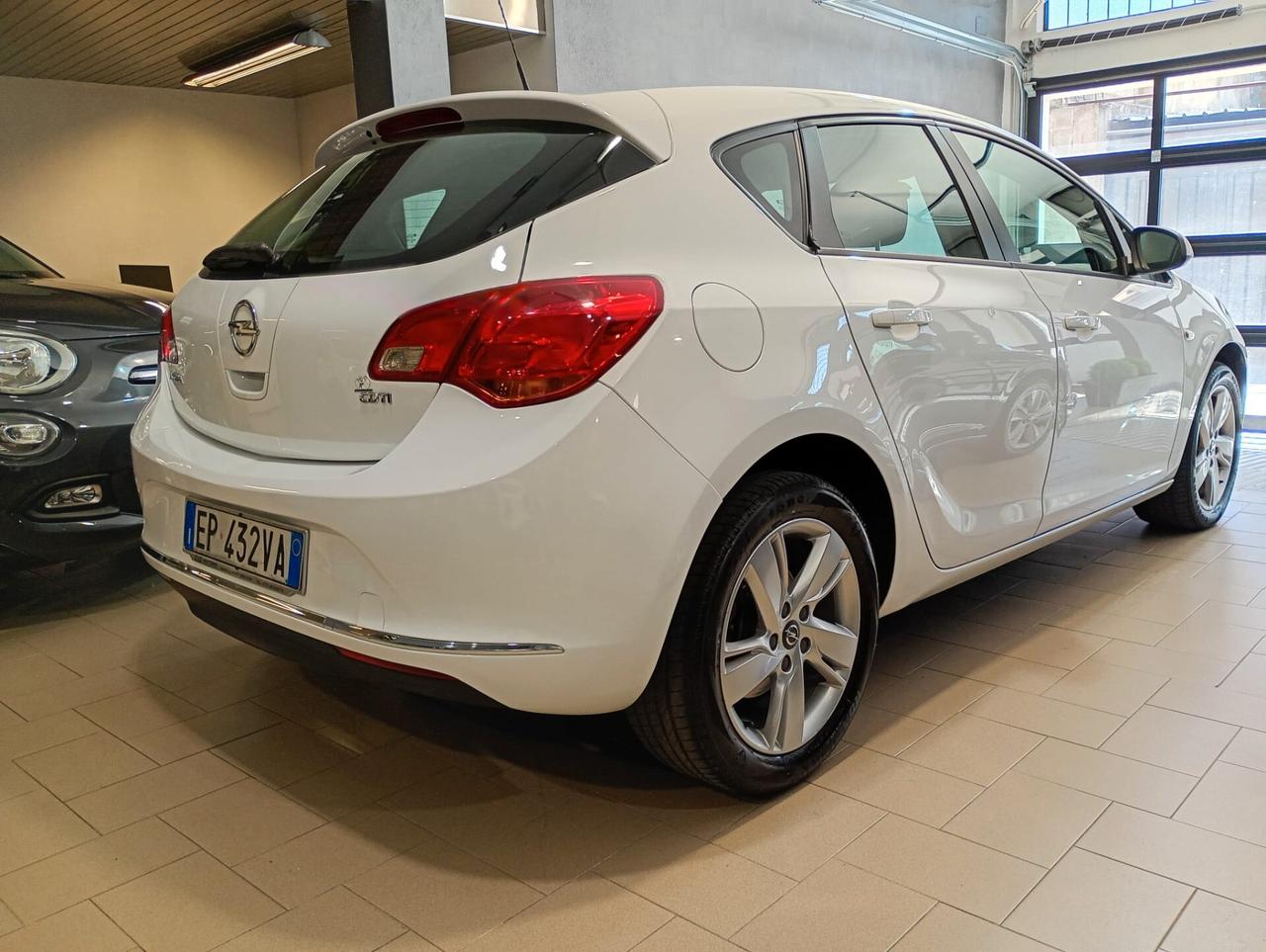 Opel Astra 1.7 CDTI 110CV 5 porte Elective