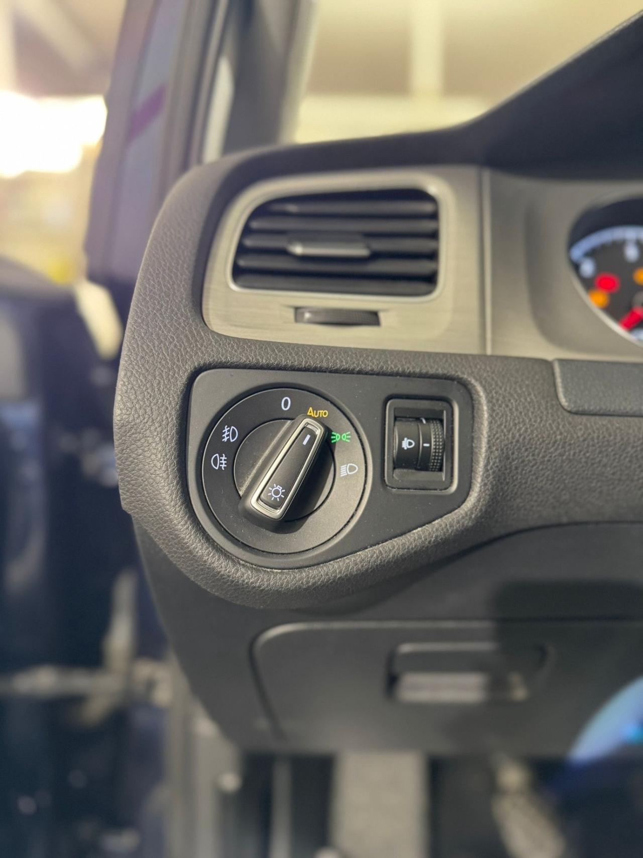 Volkswagen Golf 1.6 TDI 5p. Highline BlueMotion Technology