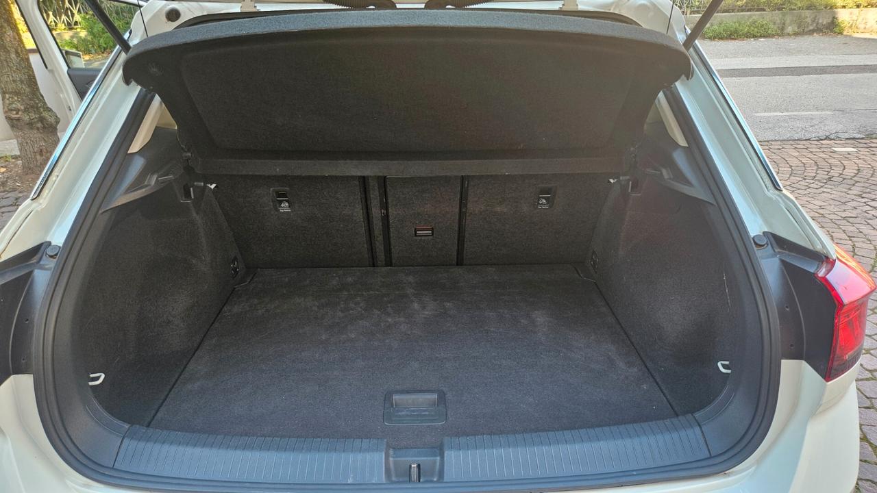 Volkswagen T-Roc 2.0 tdi Advanced 4motion dsg ACC-CAMERA-NAVY