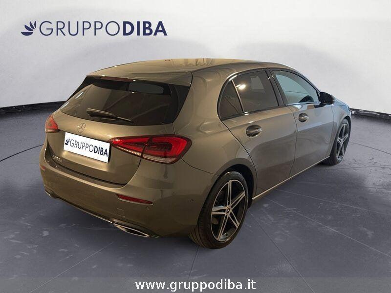 Mercedes-Benz Classe A - W177 2018 Diesel A 180 d Premium auto