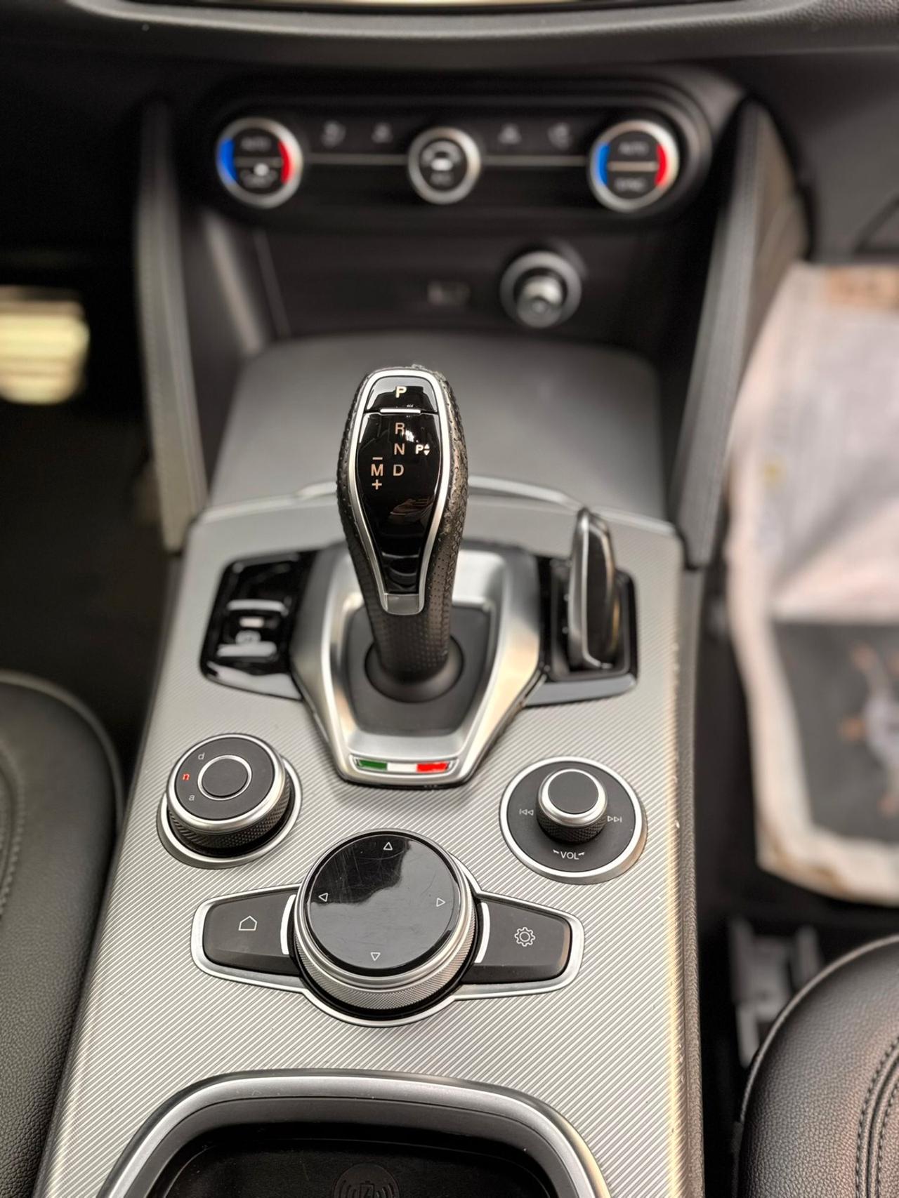 Alfa Romeo Stelvio 2.2 Turbodiesel 190 CV AT8 Q4 Sprint