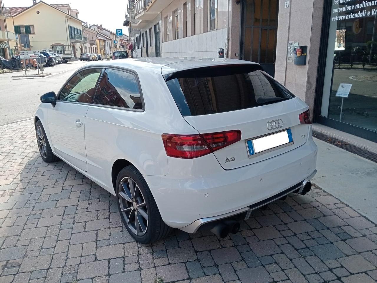 Audi A3 1.6 TDI Ambition 105 CV