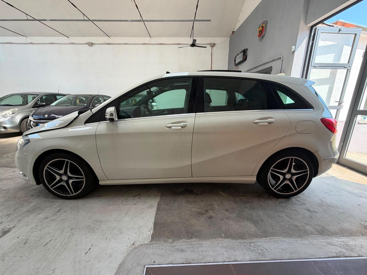 Mercedes-benz B 180 CDI Premium