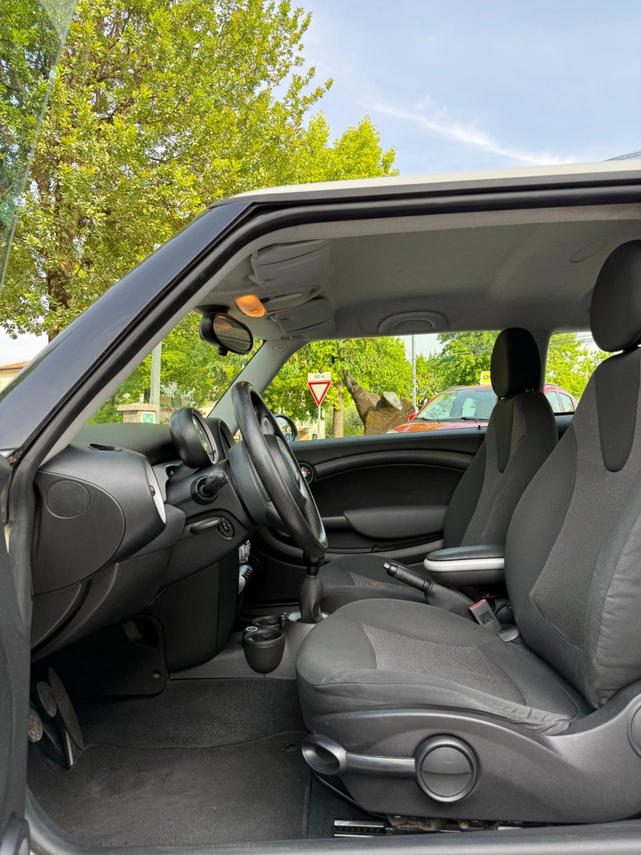 Mini 1.4 16V Ray ok neopatentati