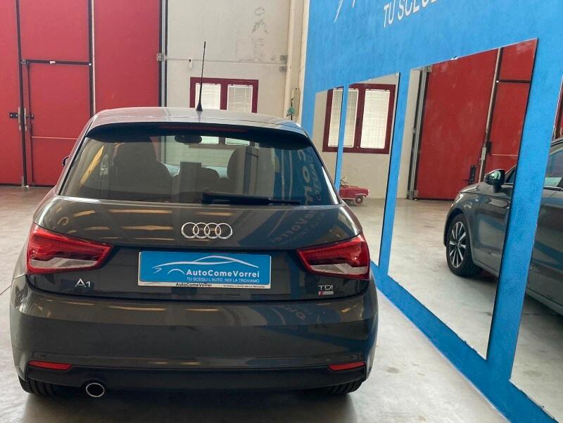 AUDI A1/S1 A1 SPB 1.4 TDI Admired