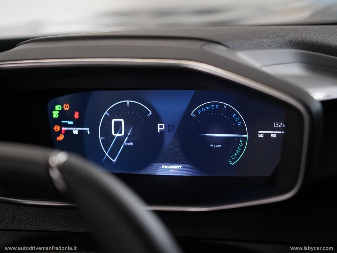 PEUGEOT 2008 Hybrid 136 e-DCS6 GT