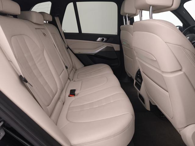 BMW X5 xdrive40d mhev 48V Msport auto