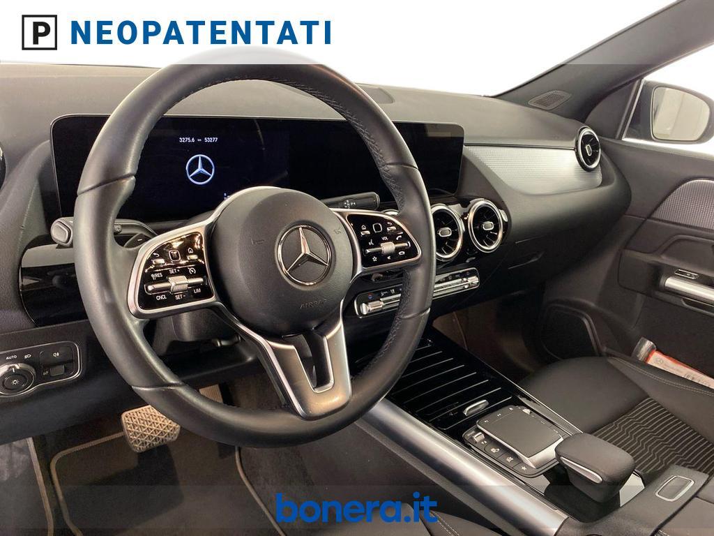 Mercedes GLA 180 180 D Sport 8G-DCT
