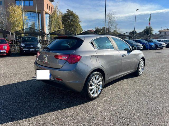 ALFA ROMEO Giulietta 1.6 JTDm-2 105 CV Distinctive