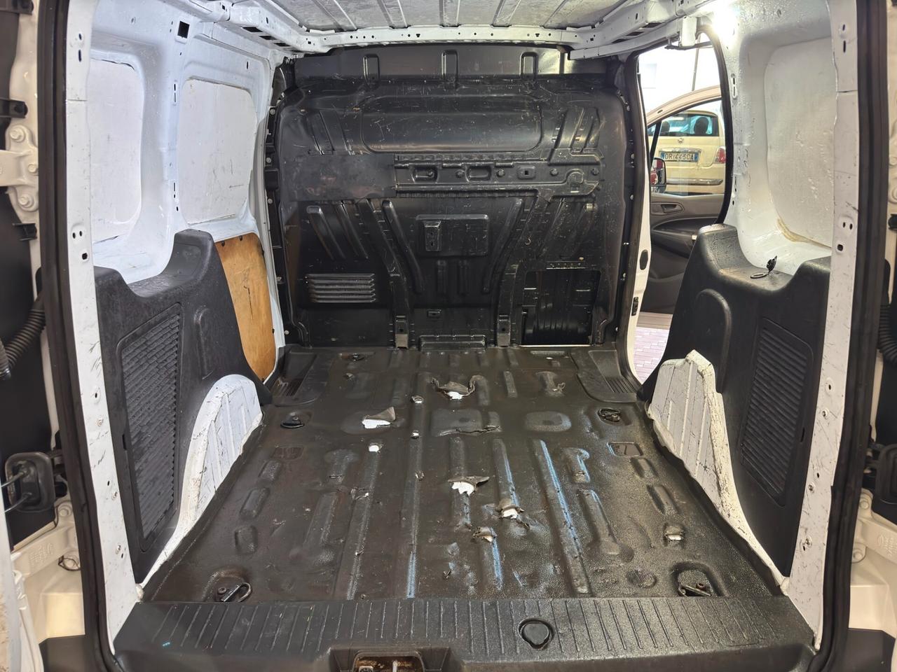 Ford Tourneo Connect 1.5 TDCi 120 CV Titanium - CAMBIO AUTOMATICO