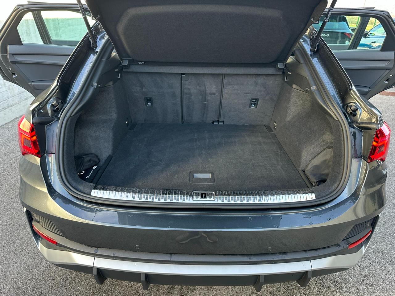 Audi Q3 Sportback 35 2.0 tdi S line edition s-tronic