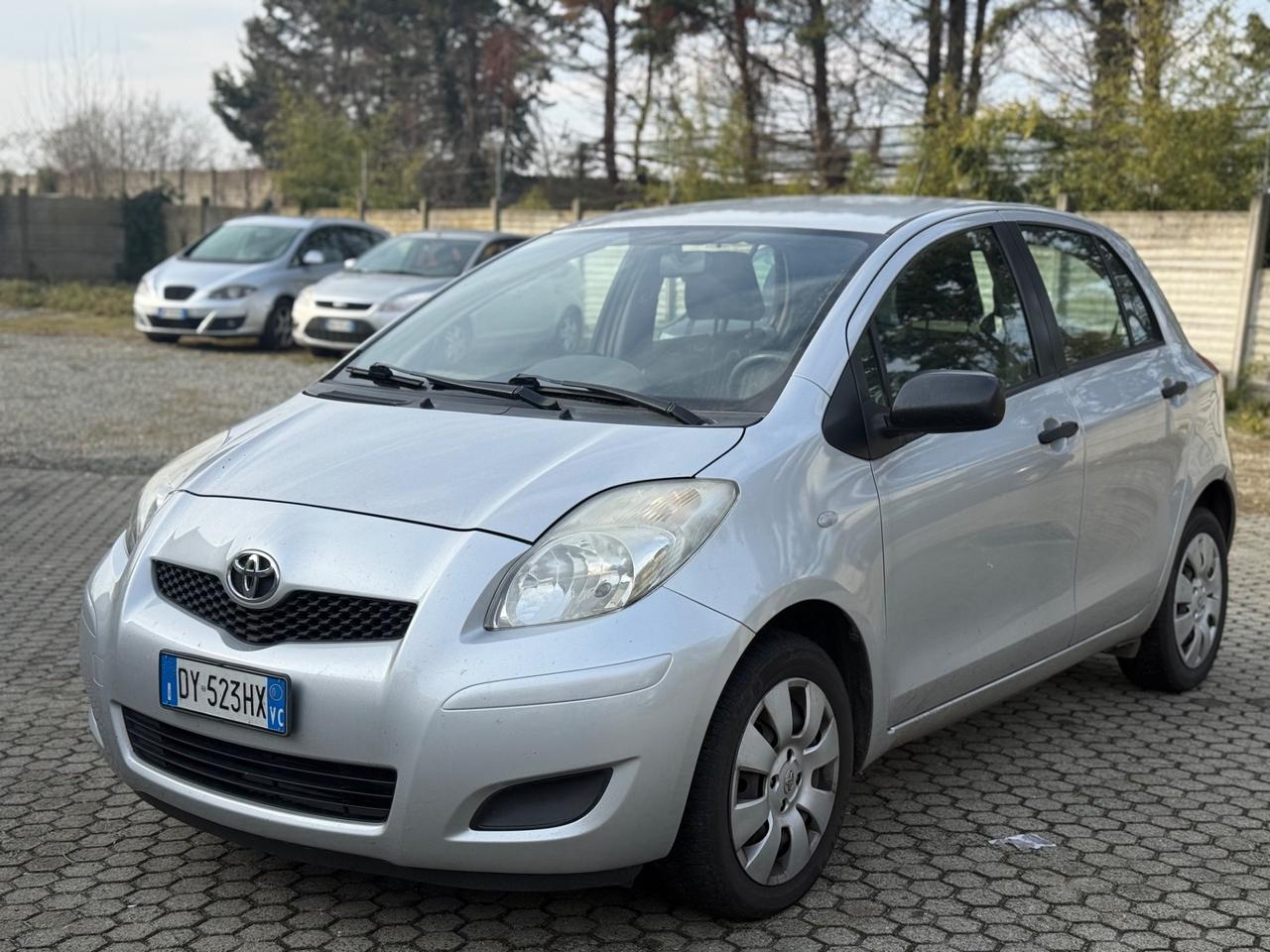 Toyota Yaris 1.0 5 porte