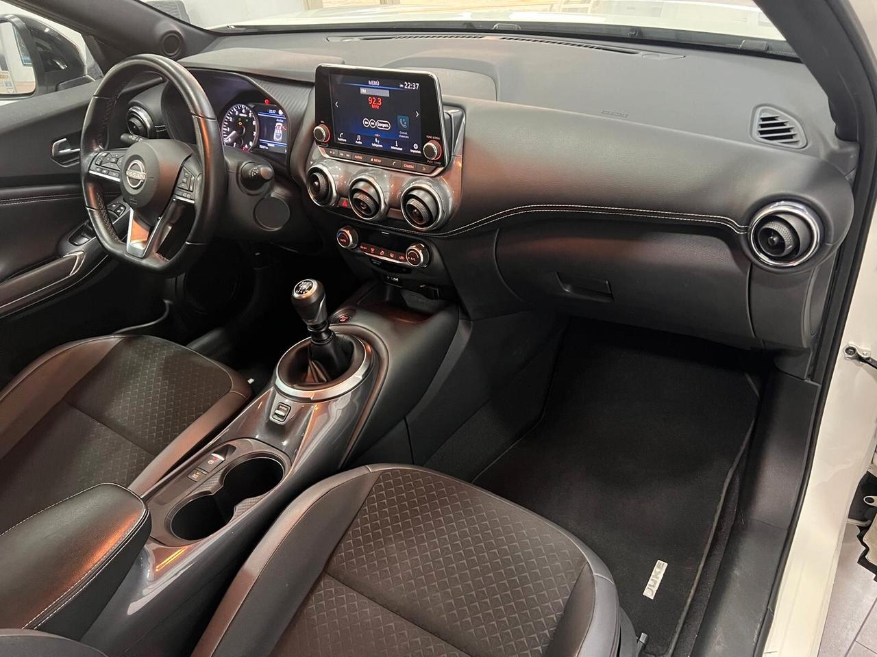Nissan Juke 1.0 DIG-T 114 CV N-Connecta