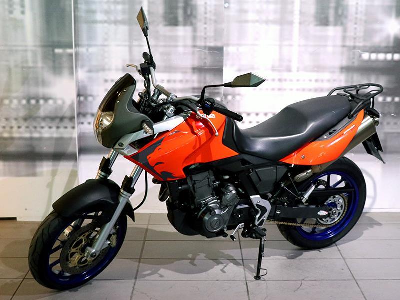 Aprilia Pegaso 650 Strada