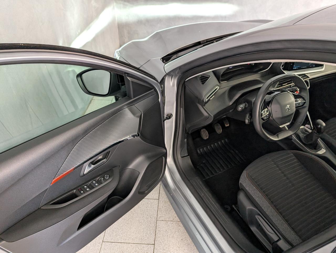 Peugeot 208 1.2 puretech 75cv Active Pack