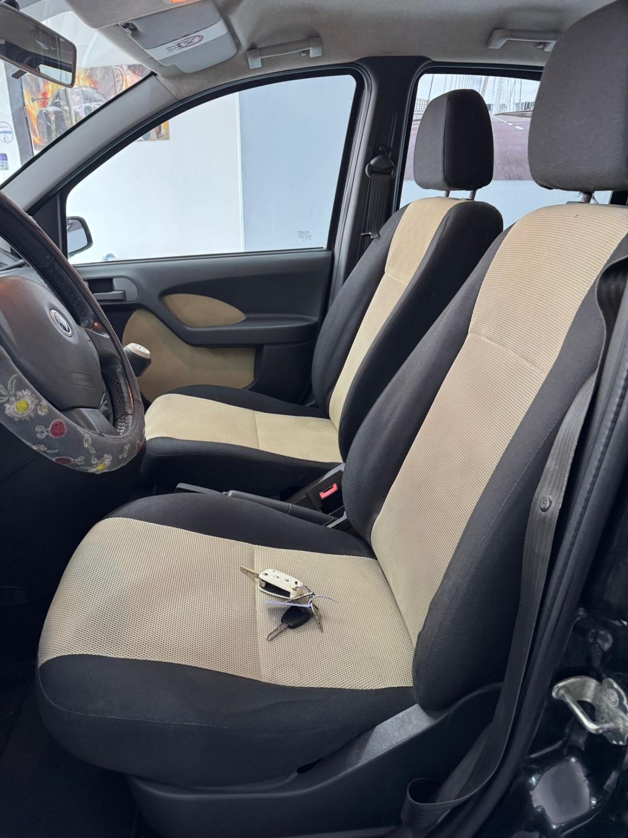 Fiat Panda 1.3 MJT 16V 4x4 Monster