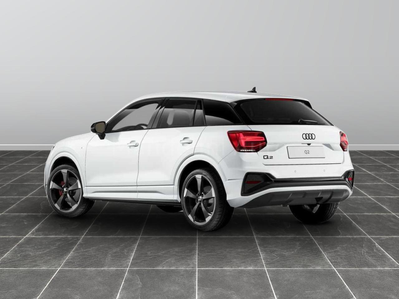 Audi Q2 35 2.0 tdi identity black s tronic