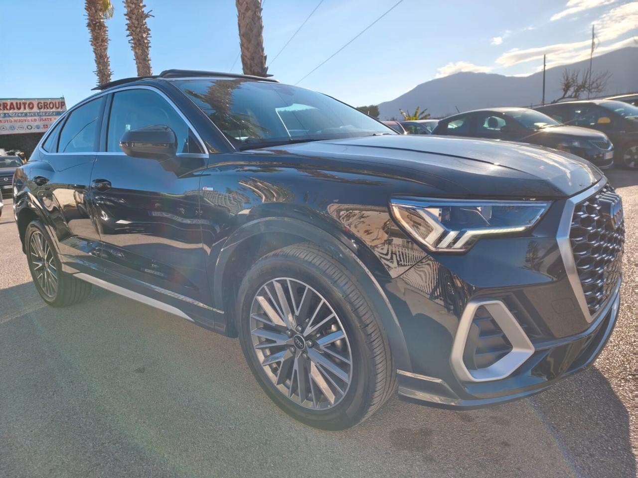 AUDI Q3 SPB 35TDI STRONIC SLINE TETTO APRIBILE