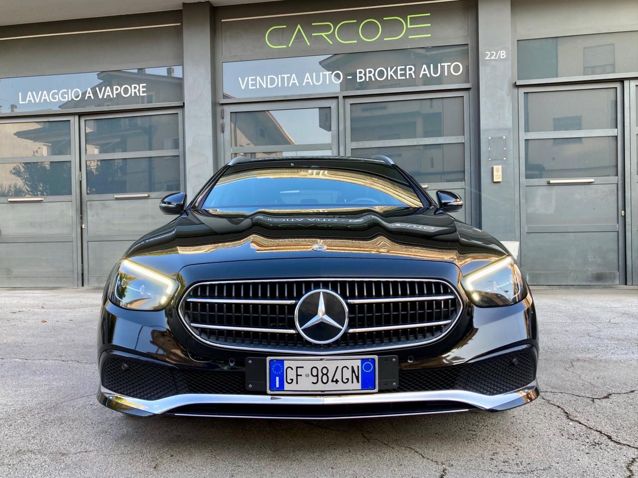 Mercedes-benz E 200 E 220 iva esposta