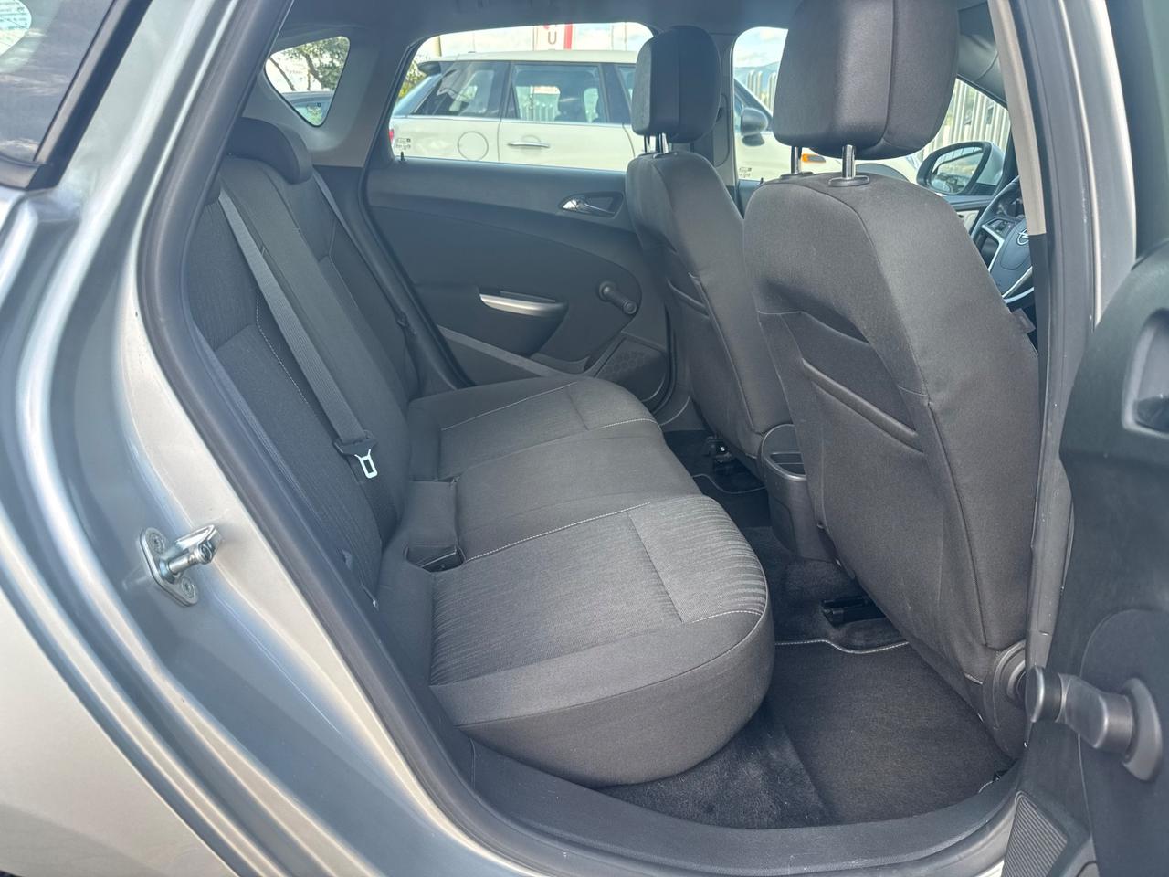 Opel Astra 1.7 CDTI 110CV 5 porte Cosmo
