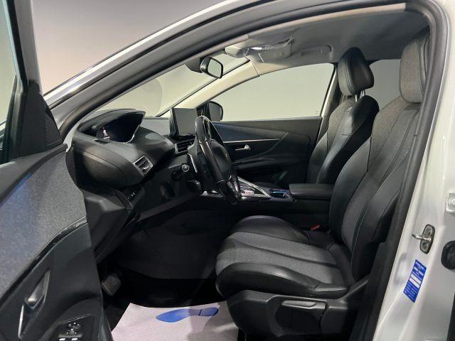 PEUGEOT 3008 BlueHDi 130 S&S EAT8 Allure Pack