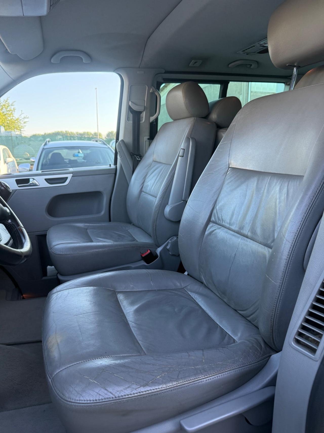 Volkswagen Multivan 2.5 TDI/130CV 4motion Highline