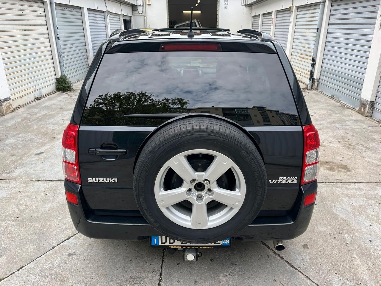 Suzuki Grand Vitara 1.9 DDiS 5 porte Executive Gancio Traino