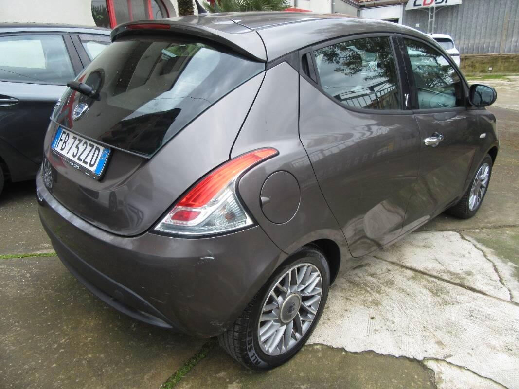 Lancia Ypsilon 1.3 mjt Silver s&s 95cv