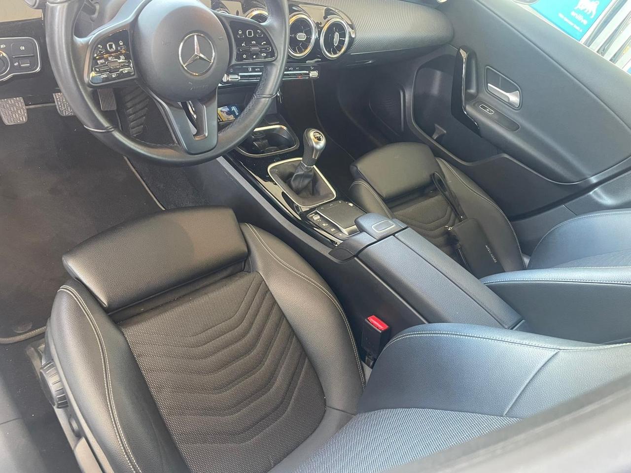 Mercedes-benz A 160 d Premium