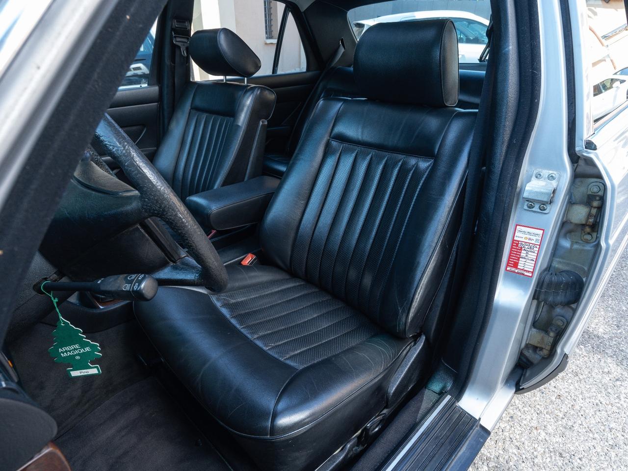 Mercedes-benz S 300 SE