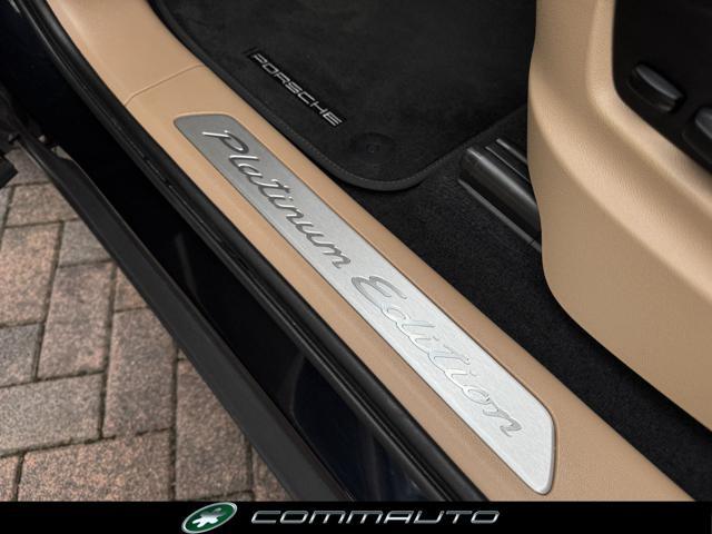 PORSCHE Cayenne Coupé 3.0 V6 E-Hybrid Platinum Edition