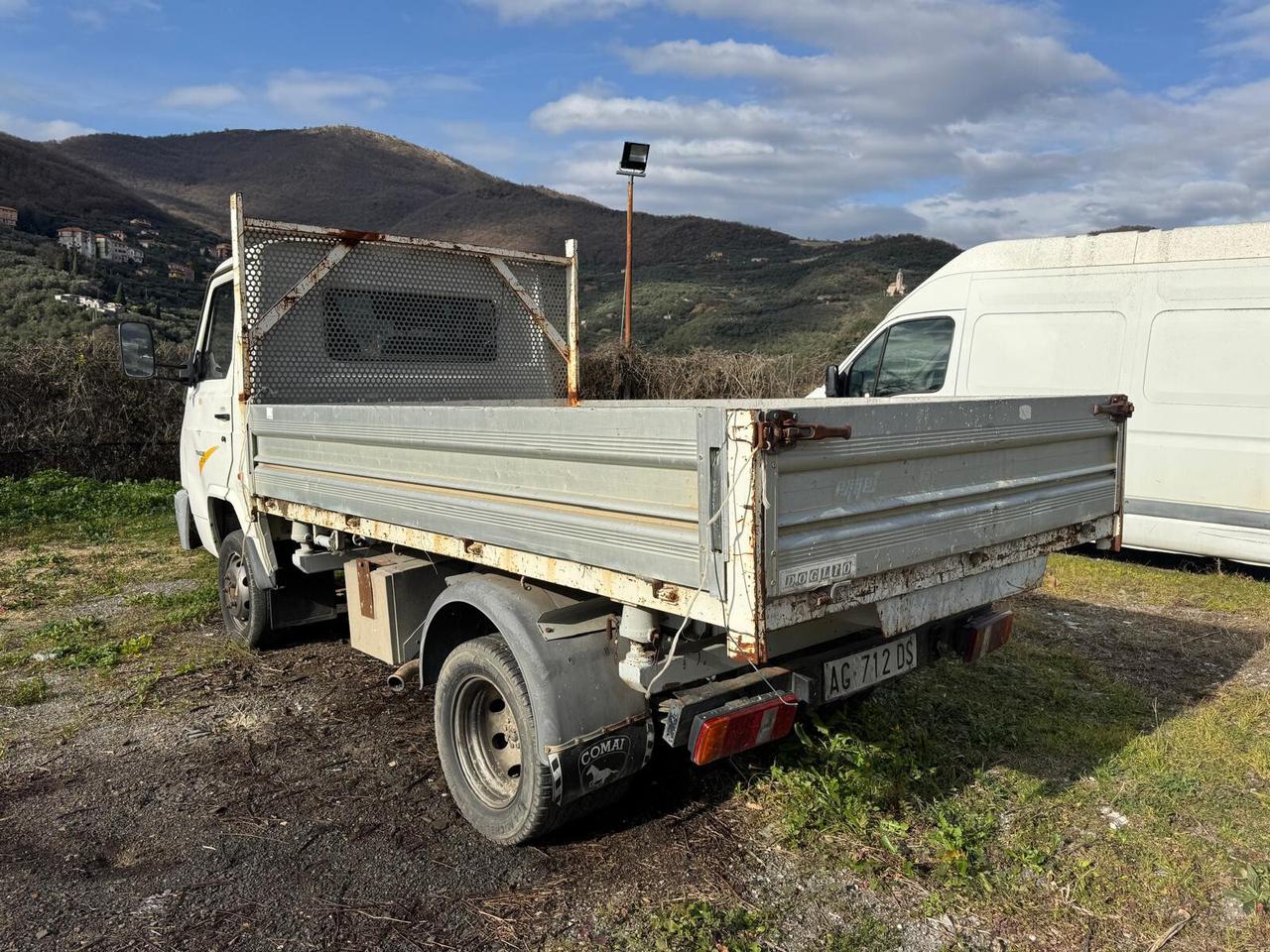 Nissan Trade 3.0 Ribaltabile