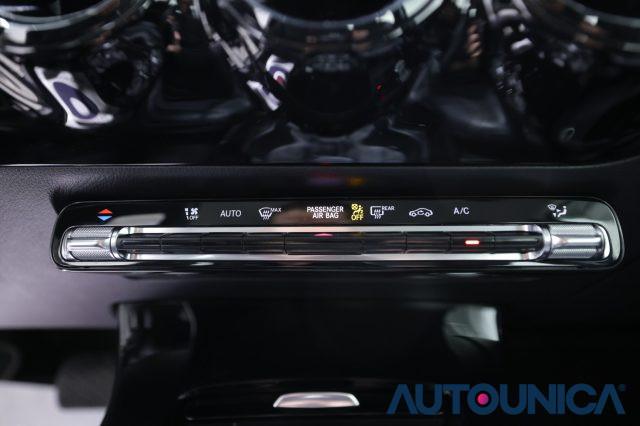 MERCEDES-BENZ A 180 D AUTOMATIC EXECUTIVE PACCHETTO NIGHT FARI LED