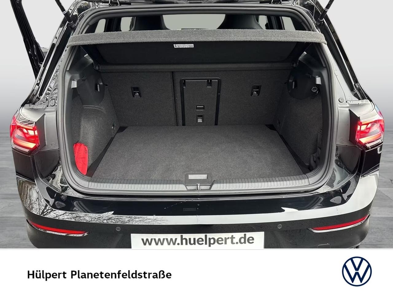 Volkswagen*Golf*1.5*eTSI*150CV*DSG*R-LINE*BLACK*STYLE*FACELIFT*18"*CAMERA*ACC