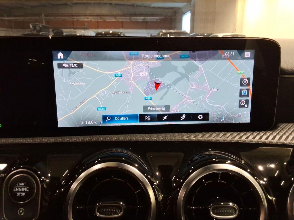 MERCEDES-BENZ A 180D 115CV 6M. BUSINESS SOLUTION ( FARI LED - TETTO PANORAMICO APR. - CRUISE - NAVI PREMIUM - PARK ASSIST )