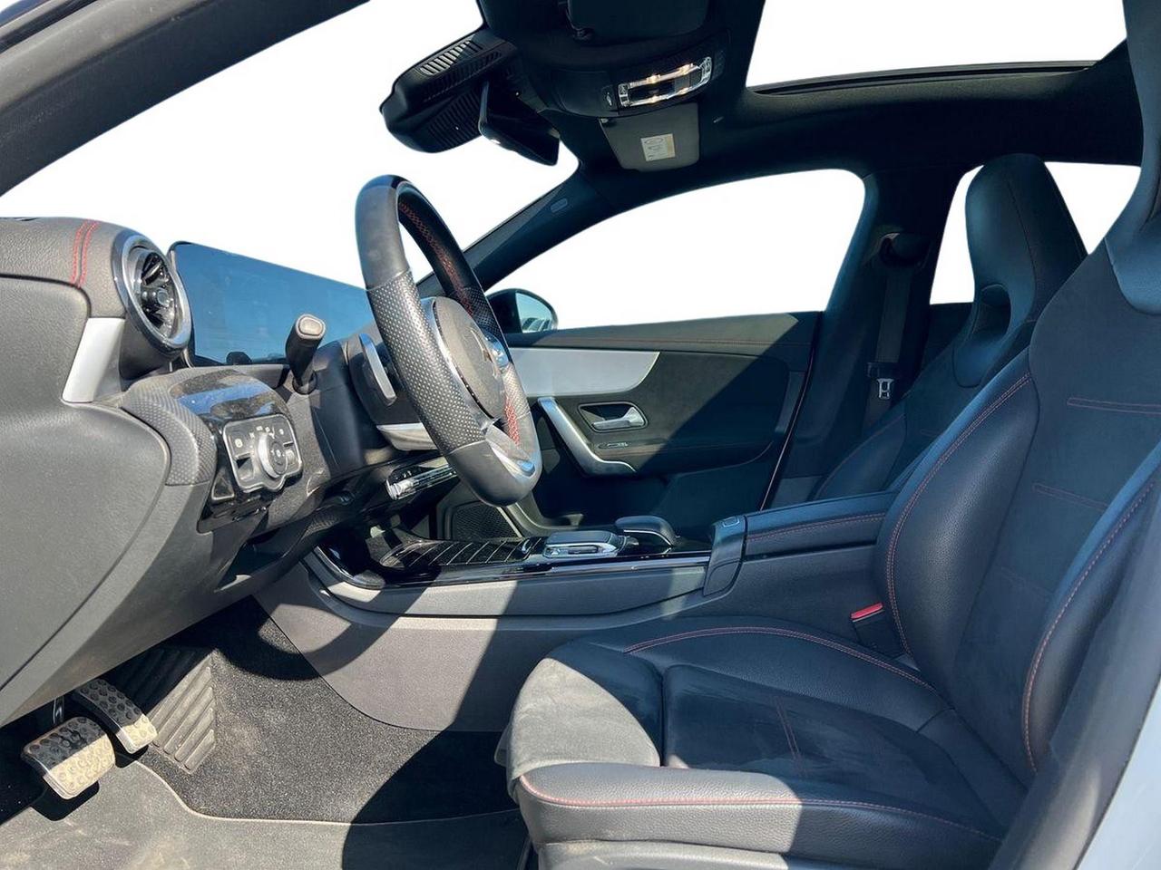 Mercedes-Benz CLA Shooting Brake 200 d Premium auto
