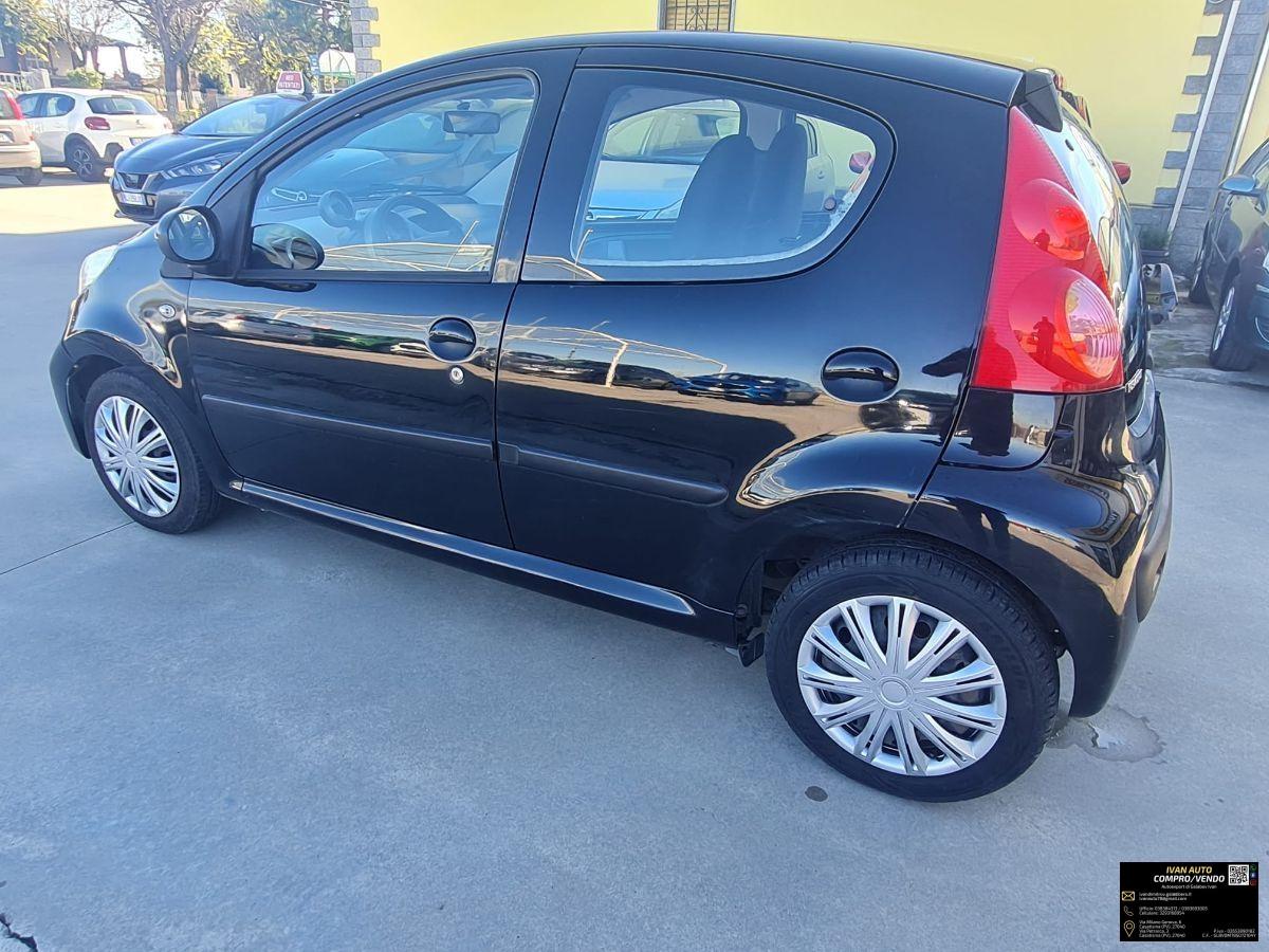 PEUGEOT 107 Benzina-67.000 Km-Automatica
