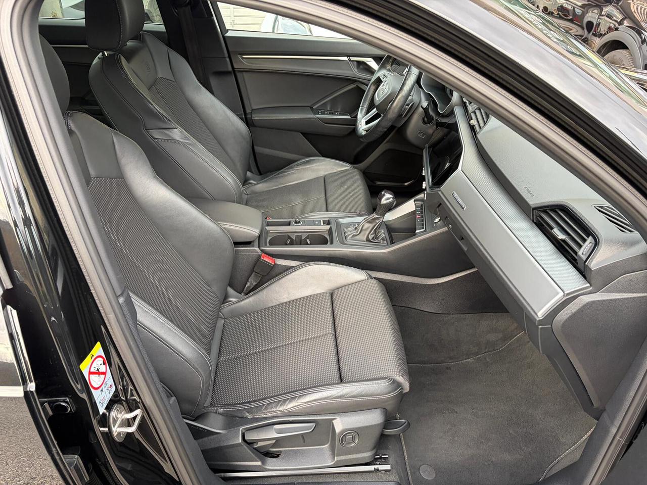 Audi Q3 35 2.0 TDI 150cv quattro S line edition